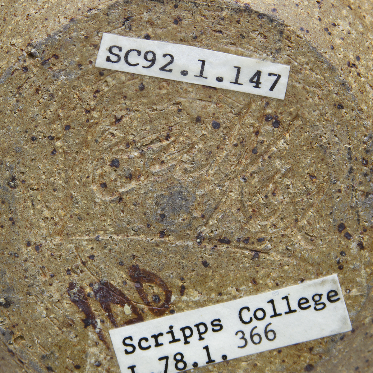 vase mark image